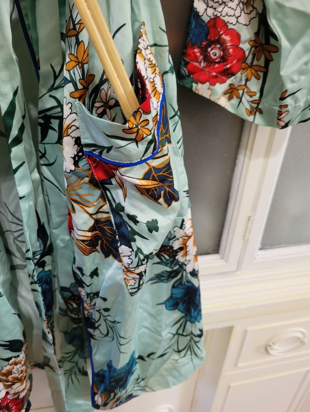 iris Mint Floral Satin Robe with Red, Blue & Cream Blooms Small - Picture 4 of 8